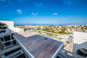 Jaysky penthouse on Etna Street